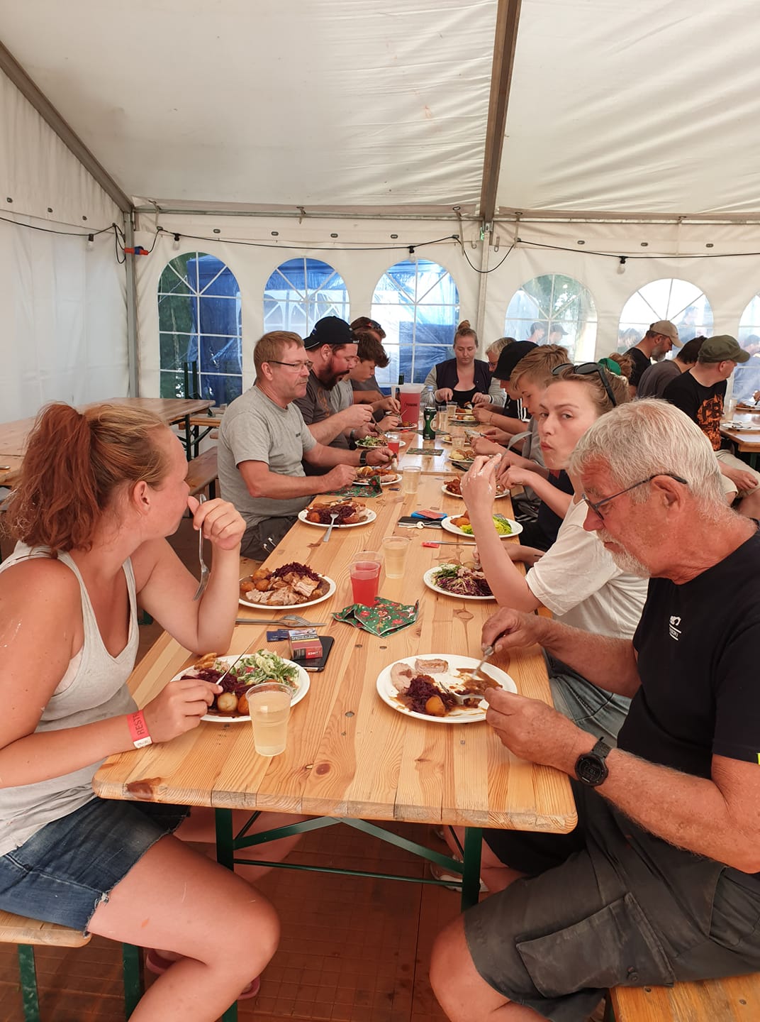 Skal jeg have madpakke med?